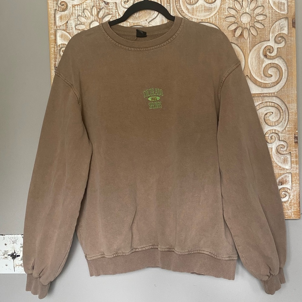 Urban outfitters Colorado Springs brown crewneck